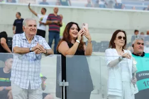 (Φώτος) Ο κόσμος στην "Αρένα"