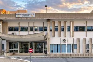 Δολοφονία Δημοσθένους: Ανατροπή στο Κακουργιοδικείο – Εκτός δίκης οι τρεις από τους έξι
