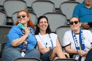 ΦΩΤΟΣ από τις κερκίδες Ομόνοιας και Πάφου