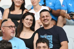ΦΩΤΟΣ από τις κερκίδες Ομόνοιας και Πάφου