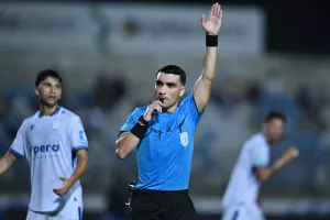 Ο Ποντικός της πήρε την... μπουκιά από το στόμα!