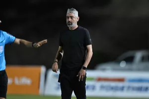 Ο Ποντικός της πήρε την... μπουκιά από το στόμα!