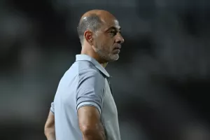Ο Ποντικός της πήρε την... μπουκιά από το στόμα!