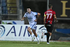 Ο Ποντικός της πήρε την... μπουκιά από το στόμα!