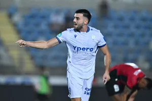 Ο Ποντικός της πήρε την... μπουκιά από το στόμα!