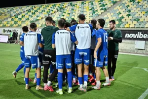Ο Πέτροβιτς... στο τέλος της χάρισε το πρώτο τρίποντο!
