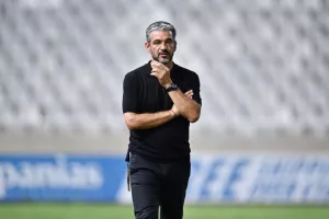 ΑΠΟΕΛ - ΑΕΛ: "Εξάστερος" και λαμπερός στο ΓΣΠ!