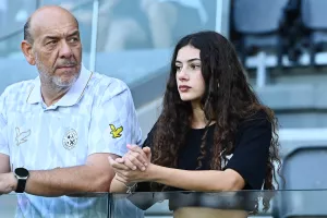 (Φώτος) Ο κόσμος στις εξέδρες 