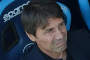 «Όχι» του Κόντε σε τεράστια πρόταση της Αλ Αχλί