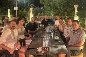 ΑΕΛ/Δείπνο 