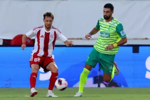 Νέα Σαλαμίνα-ΑΕΚ: Πέρασε με... τεσσάρα από το Αμμόχωστος (φώτος)