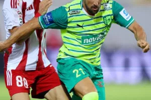Νέα Σαλαμίνα-ΑΕΚ: Πέρασε με... τεσσάρα από το Αμμόχωστος (φώτος)