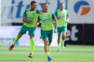 Νέα Σαλαμίνα-ΑΕΚ: Πέρασε με... τεσσάρα από το Αμμόχωστος (φώτος)