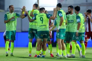 Νέα Σαλαμίνα-ΑΕΚ: Πέρασε με... τεσσάρα από το Αμμόχωστος (φώτος)