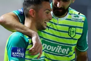 Νέα Σαλαμίνα-ΑΕΚ: Πέρασε με... τεσσάρα από το Αμμόχωστος (φώτος)