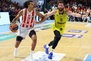 (ΦΩΤΟΣ) Έλαμψαν... Γουόρντ και Εντιάι στη δύσκολη νίκη του Ολυμπιακού επί της Μακάμπι!