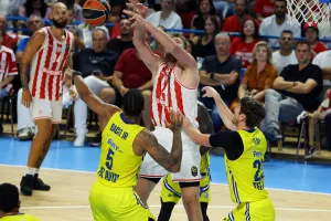 (ΦΩΤΟΣ) Έλαμψαν... Γουόρντ και Εντιάι στη δύσκολη νίκη του Ολυμπιακού επί της Μακάμπι!