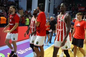(ΦΩΤΟΣ) Έλαμψαν... Γουόρντ και Εντιάι στη δύσκολη νίκη του Ολυμπιακού επί της Μακάμπι!