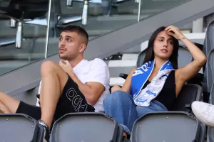 (Φώτος) Ο κόσμος στις εξέδρες 
