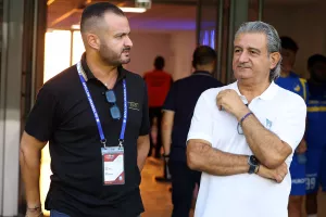Από… κοντά οι Αντιπρόεδροι 