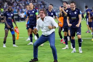 (ΦΩΤΟΣ) Show... Σα Πίντο!