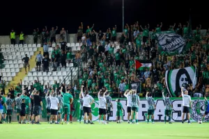 Ομόνοια 29Μ - Καρμιώτισσα: Τέσσερα γκολ, μοιρασιά και αποβολές