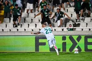 UEFA/Κορυφαία η Ομόνοια;