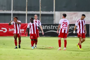 Ερυθρόλευκο το Βαρωσώτικο ντέρμπι / Πρώτη νίκη στο πρωτάθλημα (φώτος)
