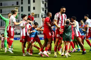 Ερυθρόλευκο το Βαρωσώτικο ντέρμπι / Πρώτη νίκη στο πρωτάθλημα (φώτος)