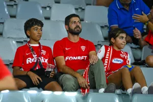 ΦΩΤΟΣ/ Ο κόσμος στο "Αλφαμέγα"