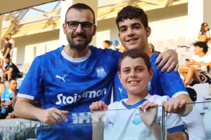 (Φώτος) Ο κόσμος στο “Άλφαμέγα”