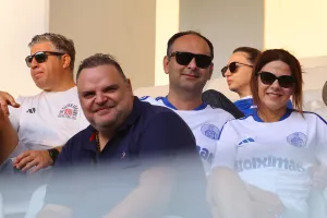 (Φώτος) Ο κόσμος στο “Άλφαμέγα”