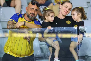 ΦΩΤΟΣ/ Ο κόσμος στο "Αλφαμέγα"