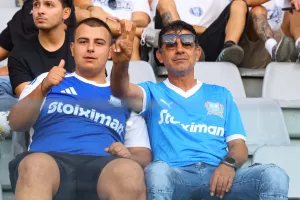 (Φώτος) Ο κόσμος στις εξέδρες 