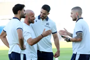 ΝΕΚ με... ΑΠΟΕΛ