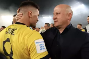 Αποθέωση Νίκολιτς σε Γιόβιτς