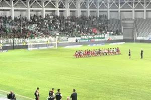 Μετά την τεσσέρα, στο πέταλο και: ""Σαλαλαλαλα Ομόνοια"! (Βίντεο Kerkida)