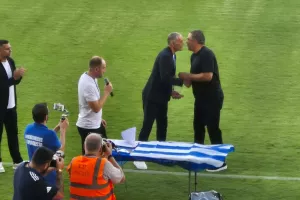 Τίμησε... την ΙΣΤΟΡΙΑ της (Φώτος)