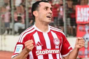 Οι ερυθρόλευκοι χτύπησαν ξανά στο τέλος, με λυτρωτή τον Σάλιακα!