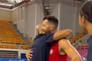 Η ανάρτηση του Ολυμπιακού για το... αντάμωμα με Πίτερς και Ράιτ (βίντεο)