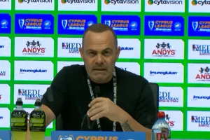 Παπαδόπουλος: "Ο διαιτητής σήμερα απέδειξε πως δεν είναι επιπέδου πρώτης κατηγορίας"