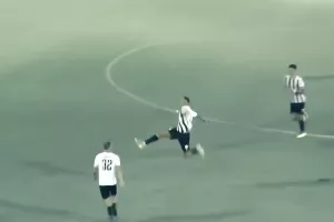 Το φοβερό γκολ του Παυλίδη (βίντεο)