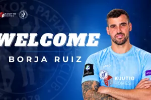 Στα γαλάζια ο Borja Ruiz