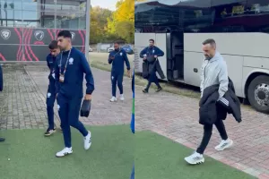 (ΒΙΝΤΕΟ kerkida) Η άφιξη της Εθνικής