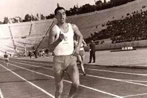 Ο κορυφαίος αθλητής και γυμναστής, Ντίνος Μιχαηλίδης