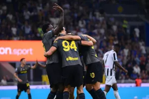 Πεντάρα και κορυφή για την Ιντέρ