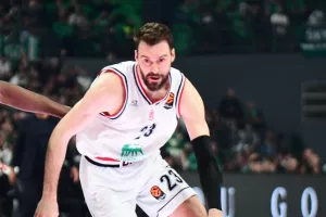 Γκούντουριτς για Ομπράντοβιτς: «Έχει την ικανότητα να προσαρμόζεται στις τάσεις»