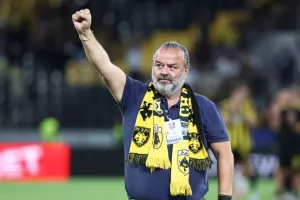 ΑΕΚ σε Ηλιόπουλο: «Συνέχισε να μας εμπνέεις πίστη και πάθος για την κορυφή»