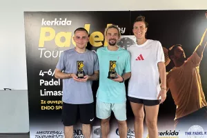 (ΦΩΤΟΣ) Έσπασε τα κοντέρ... το 5ο kerkida.net Padel Tournament!
