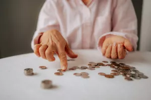 Η αόρατη κρίση που απειλεί τις κυπριακές οικογένειες